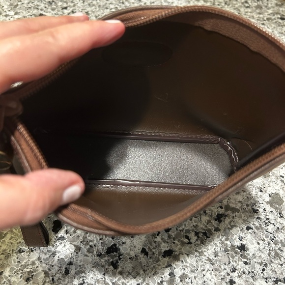 Burberry Brown Checkered Men's Bag - Picture 8 of 10